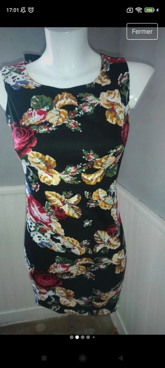 Très belle robe femme f20 - photo numéro 2