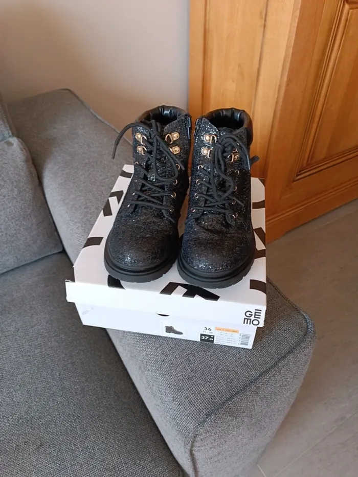 Chaussures montantes pailletées noires - photo numéro 2