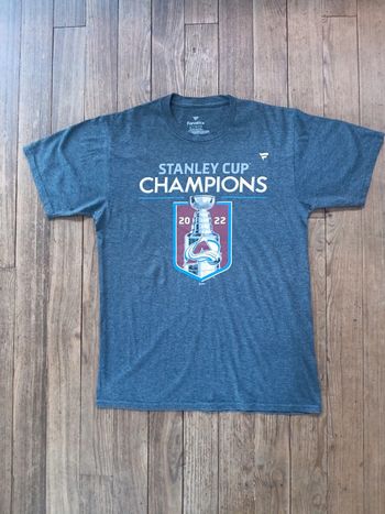 T-shirt NHL Fanatics Champions 2022 M