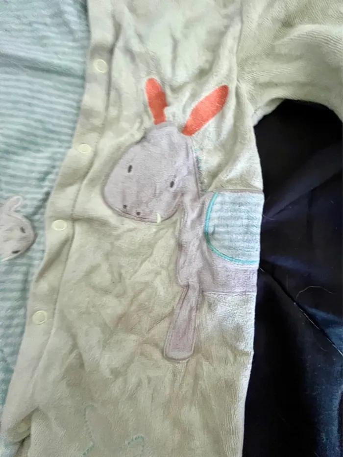 Pyjamas épais 18 mois - photo numéro 2