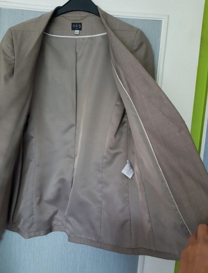 Veste de tailleur 123 beige foncée Taille 36 - photo numéro 2