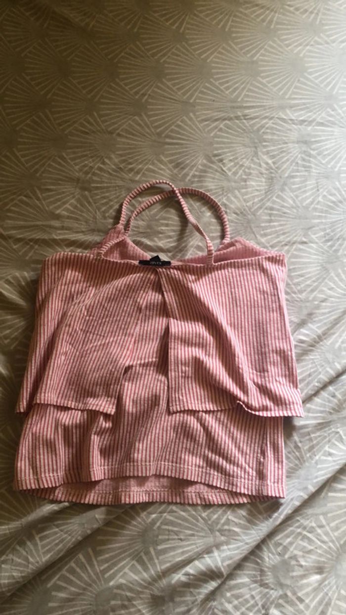 Lot de 4 teeshirt taille S - photo numéro 3