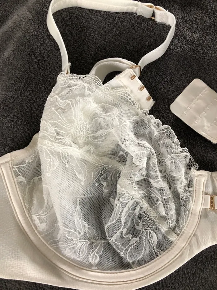 Soutien gorge Rouge gorge 105 C - photo numéro 3