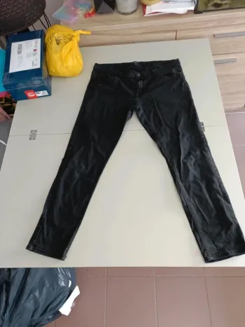 Jean noir Kiabi slim fit taille 46