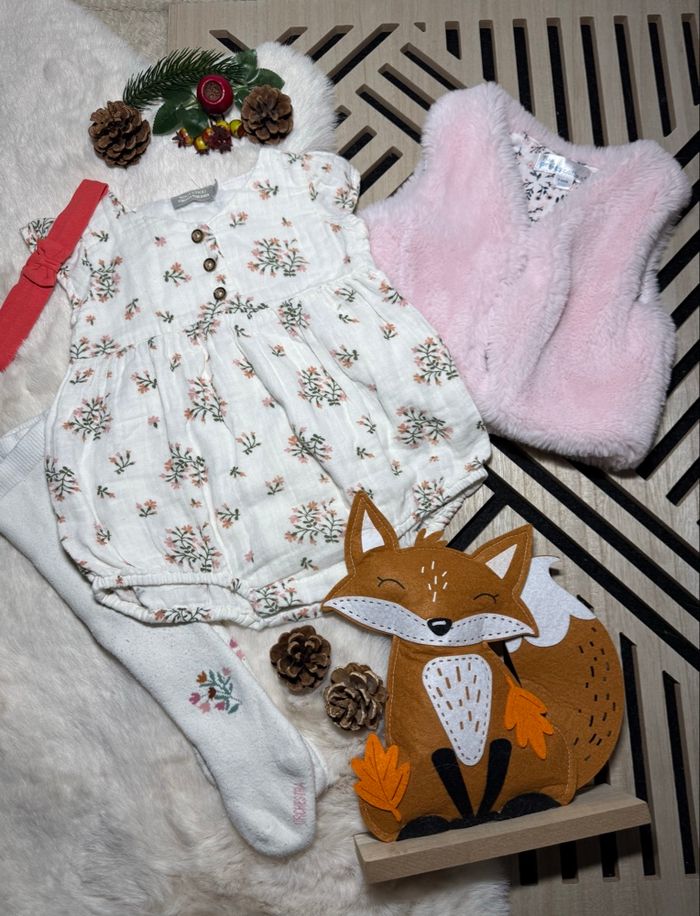 Ensemble barboteuse 3 pièces fille • 9 mois