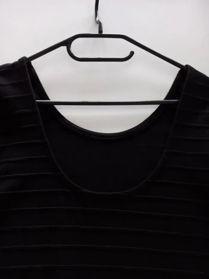 Jolie robe noire XL K woman