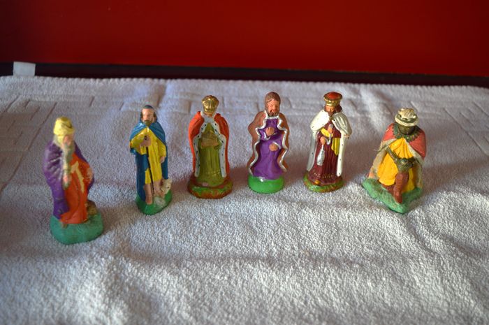 14 santons en argile - photo numéro 2