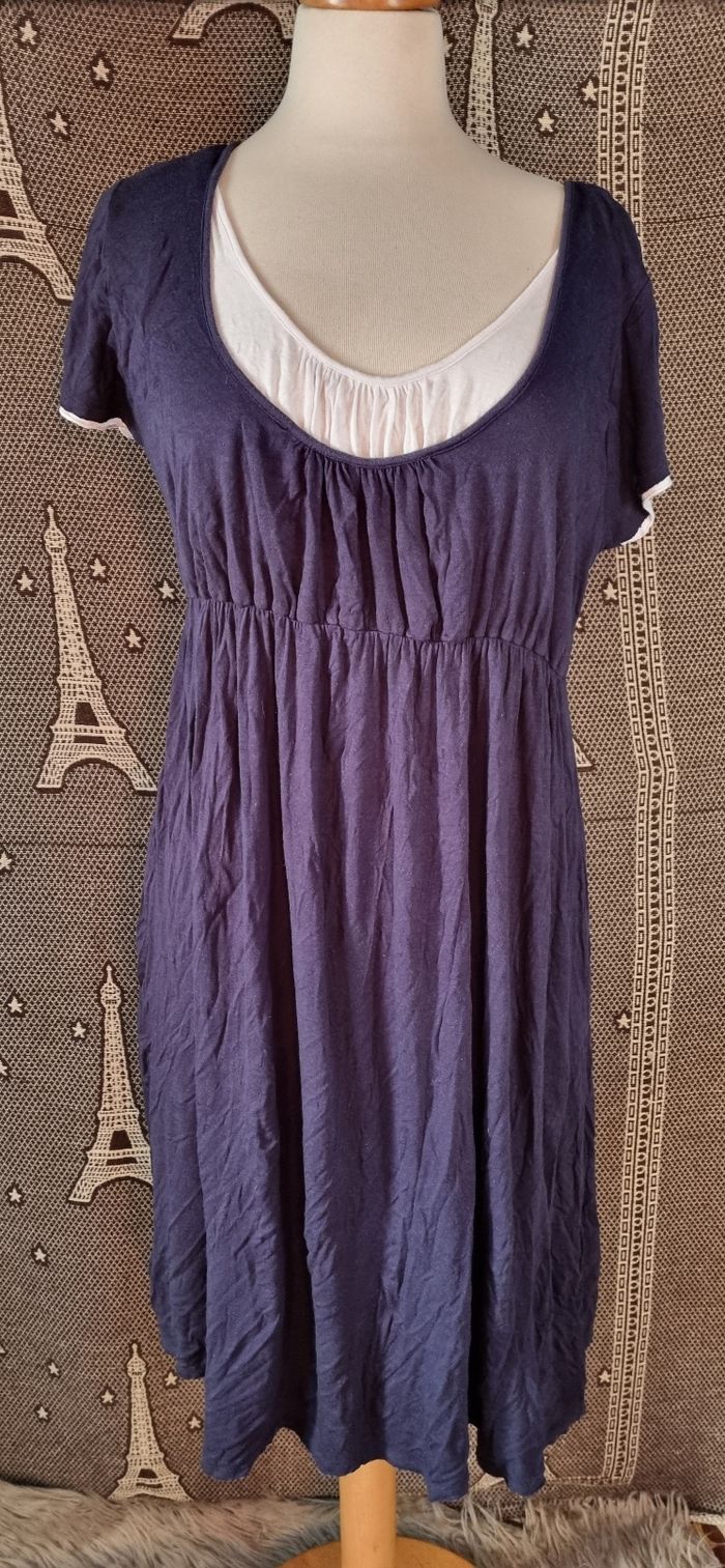 Robe marine taille 3