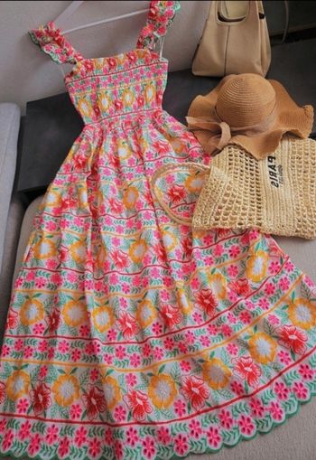 Robe brodée 