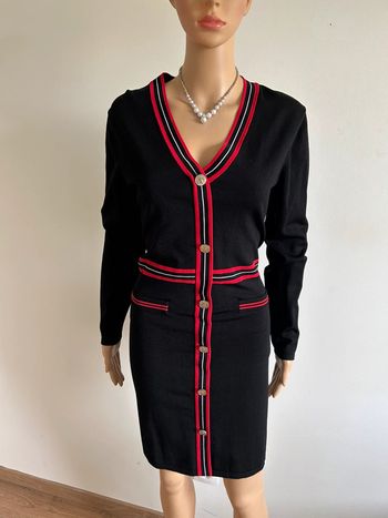 Robe pull noire et rouge Morgan taille L comme neuve