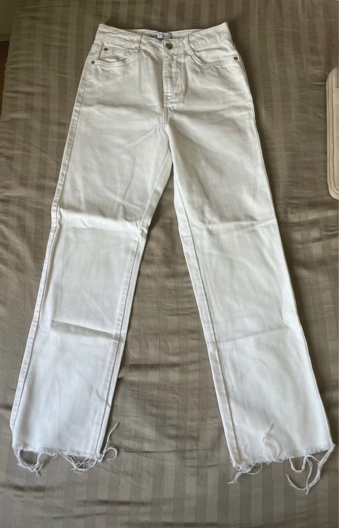 Jean blanc Zara