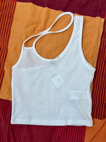 Crop top asymétrique