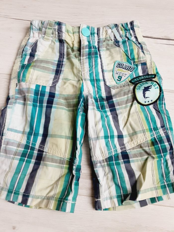 Vêtement bébé garçon short bermuda Kiabi 24 mois 2 ans - photo numéro 2