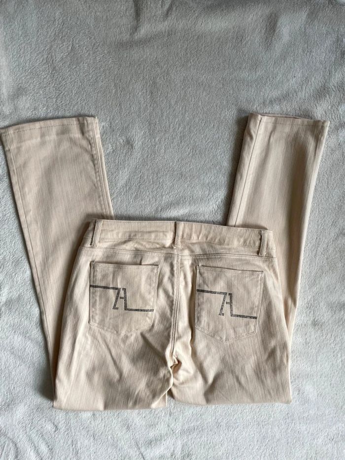 Jean droit taille basse Zara. - photo numéro 2