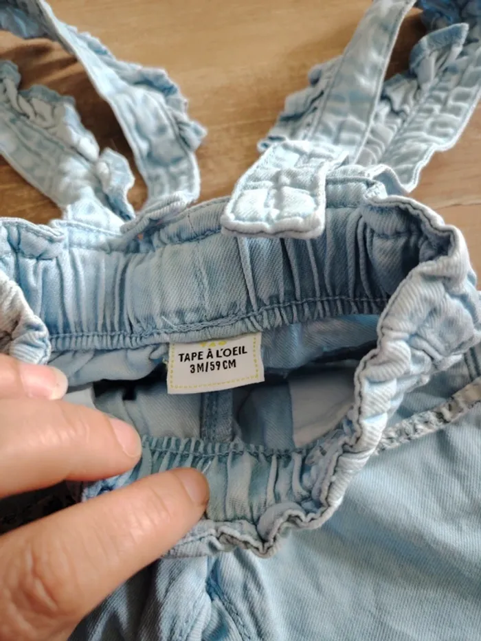 Pantalon avec bretelles - photo numéro 3