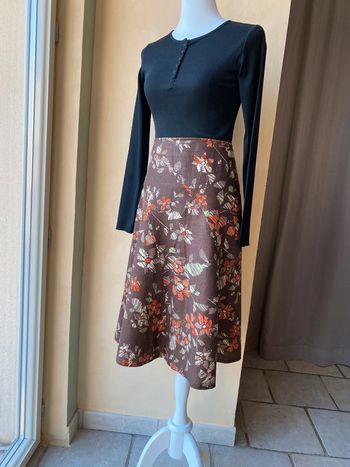 Jupe midi à motifs H&M style vintage 46