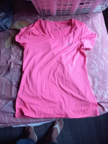Tee shirt