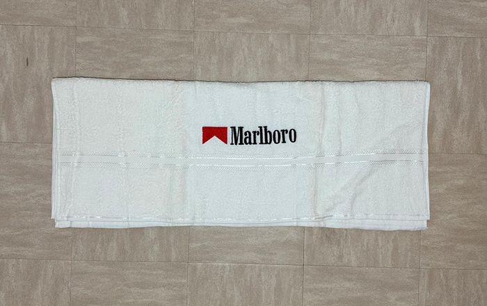 Serviette Marlboro - photo numéro 11