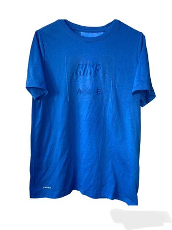 Tee shirt#nike#taille 12/13 ans