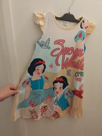 Robe fille neuf 7ans