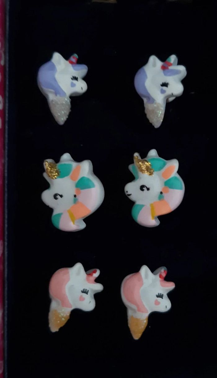Lot 3 paires boucles d oreilles Claire's licorne neuves