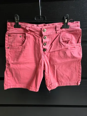 short rose Made in italy