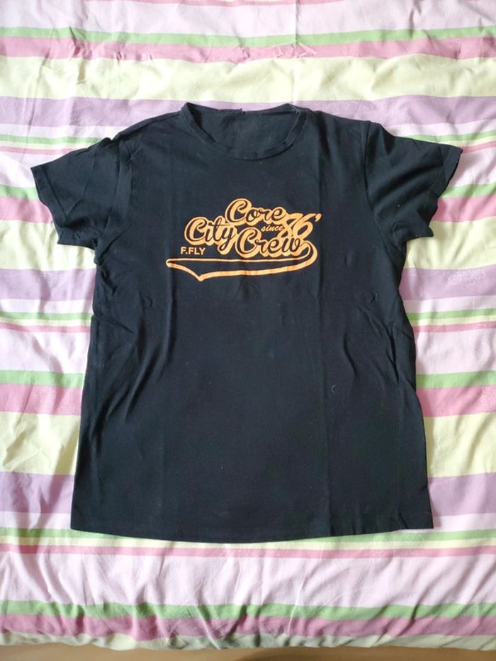 Tee-shirt noir et orange Taille S - photo numéro 3