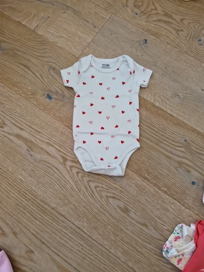 Lot de vetement bebe fille 6 mois été 🌾 - photo numéro 5