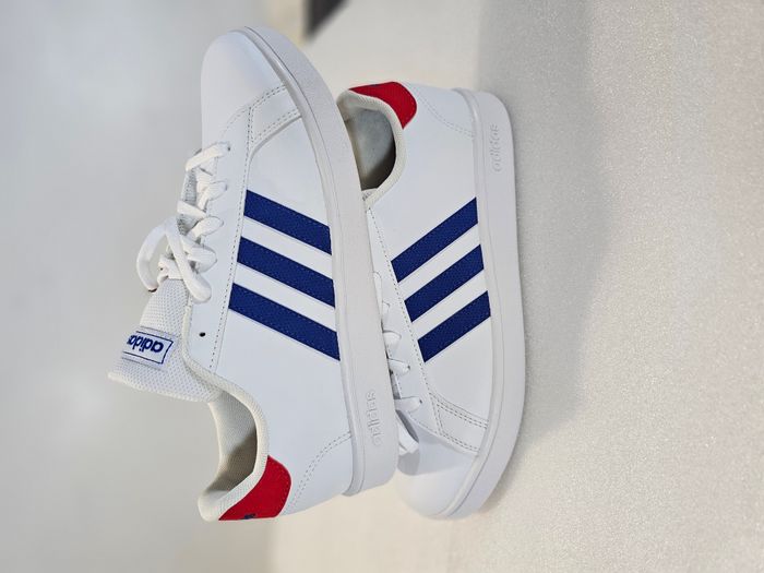 👟 Adidas Grand Court K – Baskets femme – Neuves avec étiquettes - photo numéro 2