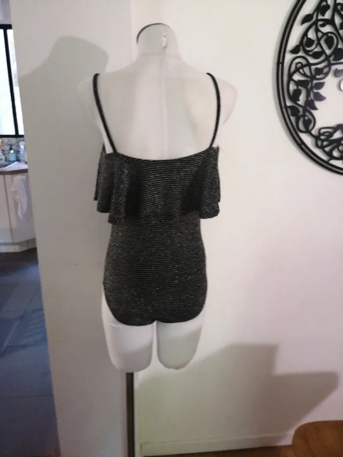 Body à bretelle neuf avec étiquette Taille S - photo numéro 4
