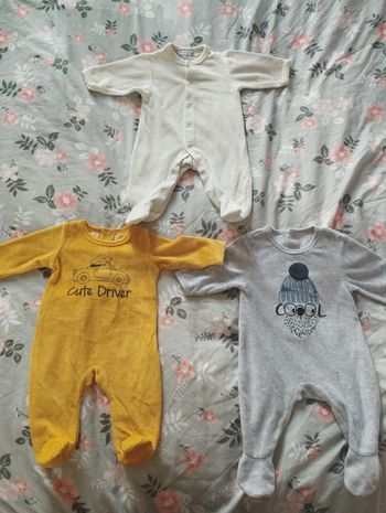 Lot pyjama 1 mois garçon 