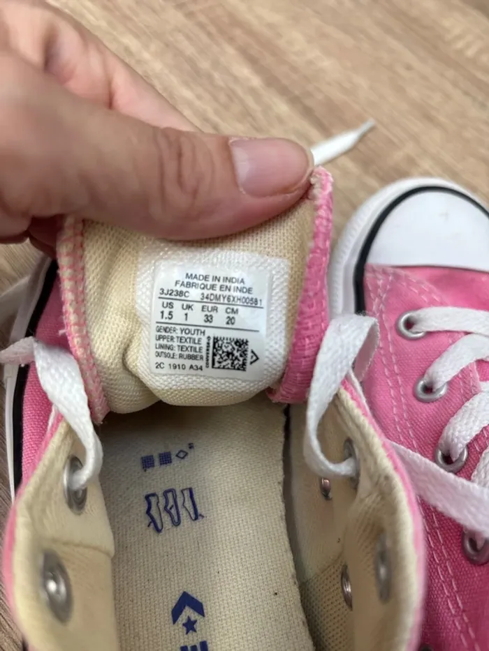 Converses roses fille taille 33 - photo numéro 6