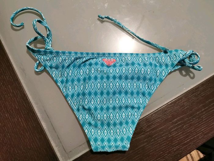 Maillot de bain 2 pièces Roxy taille XS très bon état - photo numéro 4
