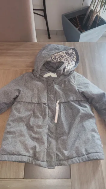 Manteau gris Obaïbi.