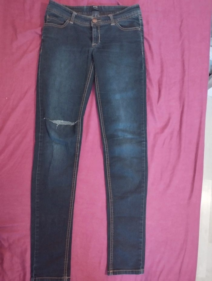 Pantalon taille basse troué  femme