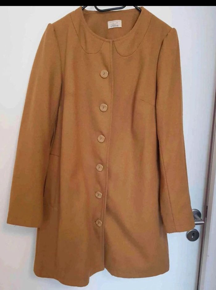 Manteau en laine  taille  42
