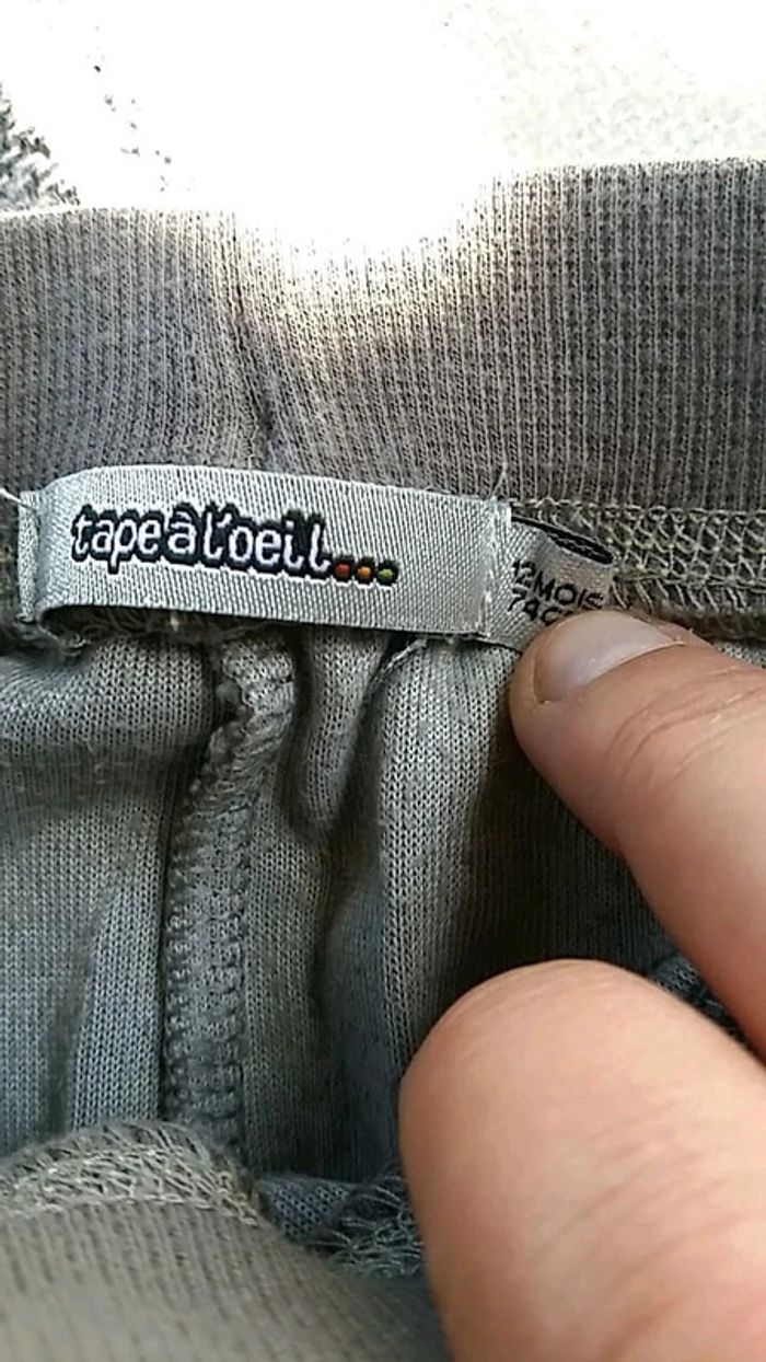 Pyjamas garçon taille 12 mois - photo numéro 2