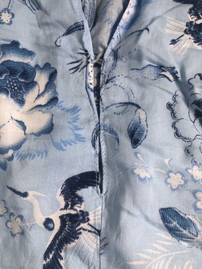 Très jolie blouse H&M taille 34 ample imprimée japonisant - photo numéro 3