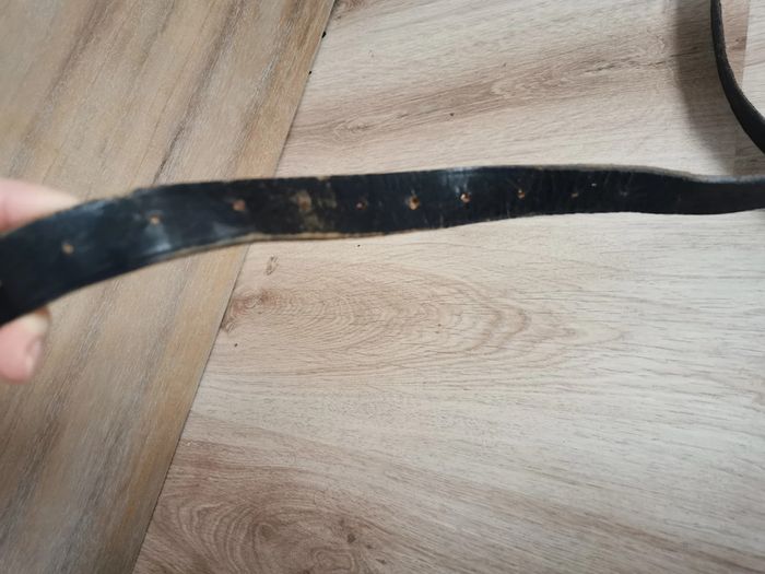 Ceinture fine en cuir noir - photo numéro 3