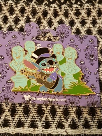 Pin's disneyland paris phantom Manor Stitch