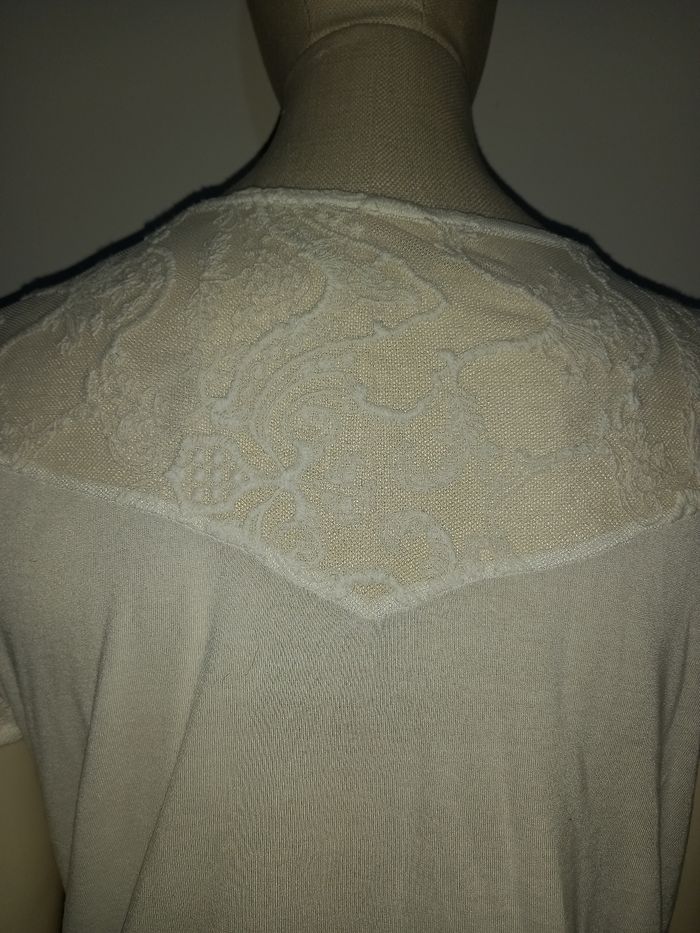Haut avec dentelle S - photo numéro 5