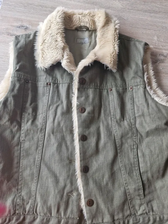 Veste sans manches