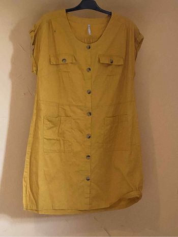 Robe moutarde