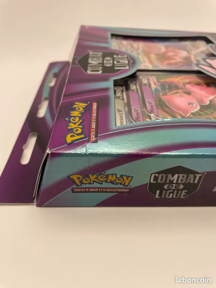 Coffret Mew VMAX - Combat de ligue - photo numéro 3