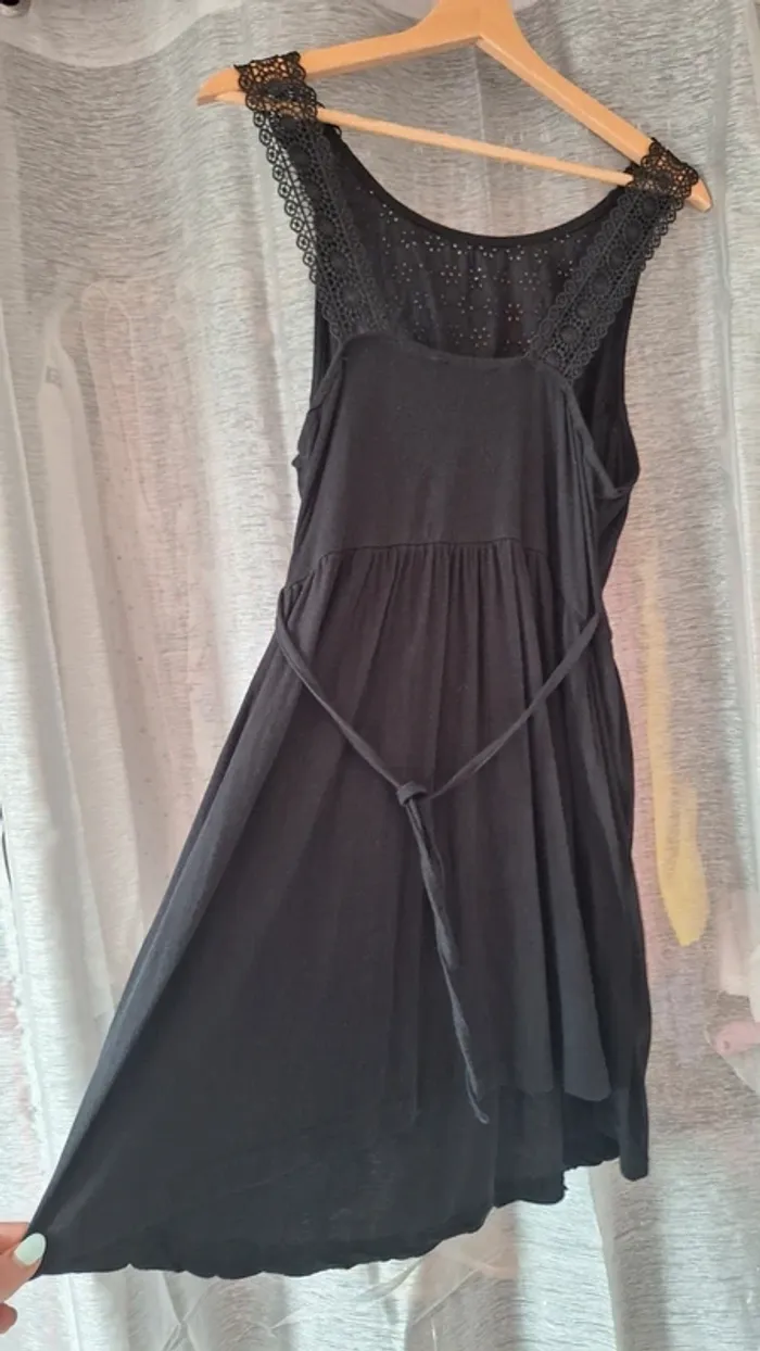 Robe d'été noire - photo numéro 3