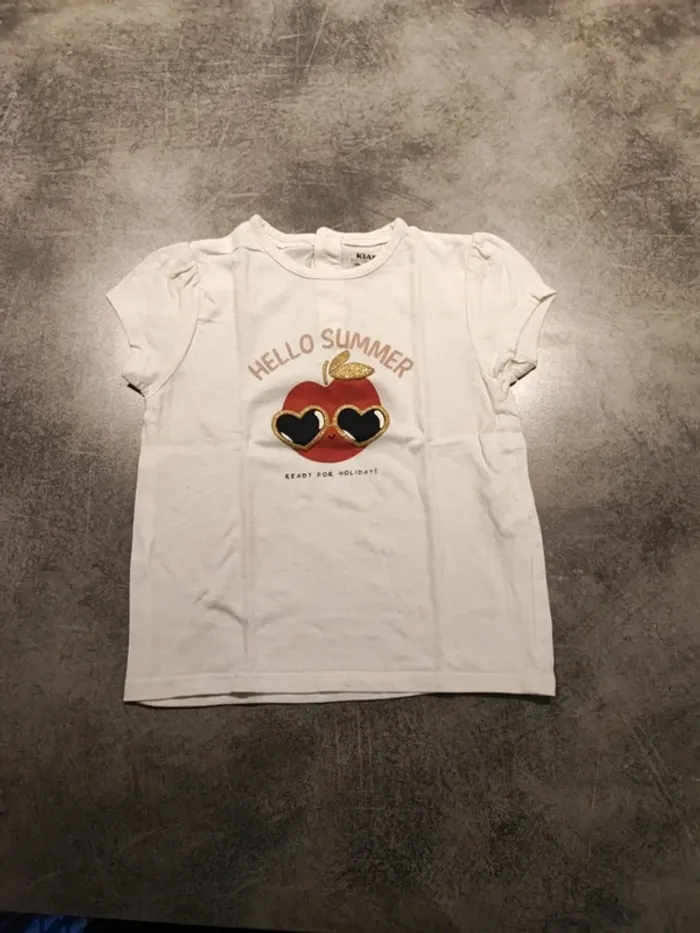 Tee shirt