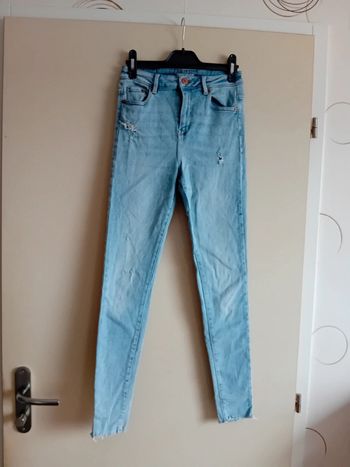 Jean bleu clair Taille Haute Cache cache