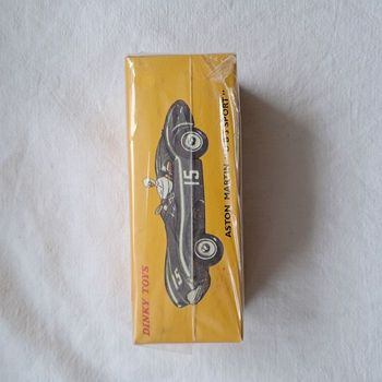 Voiture Dinky Toys Aston Martin D B 3 Sport 506 Norev Atlas 2010 Emballage Scellé