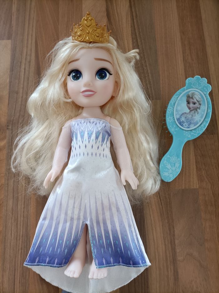 Poupée Reine des Neiges Elsa 33 cm fait de la musique - photo numéro 5