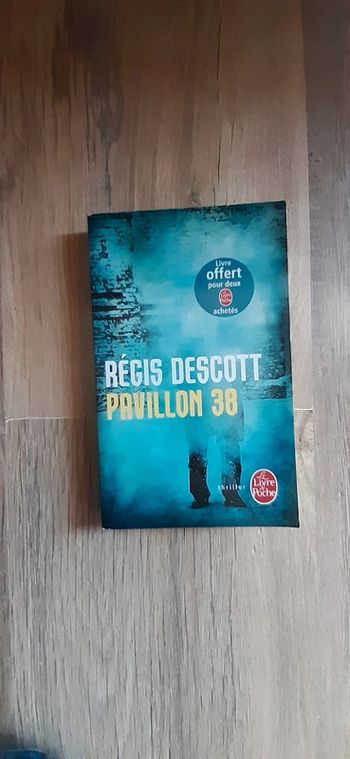 Livre Pavillon 38
